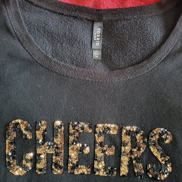 Torrid long sleeve - Picture 2 of 2